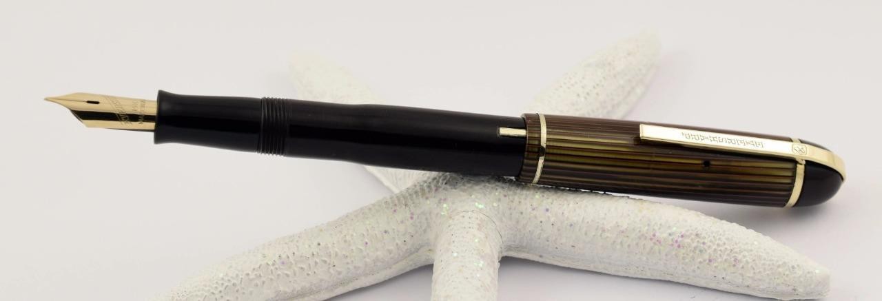 1940s-eversharp-skyline-fountain-pen_1_ef11960330ae658fe502bda5a0a853b7